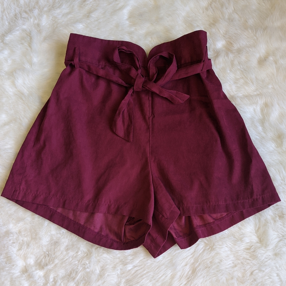 Cute high waisted shorts with ribbon